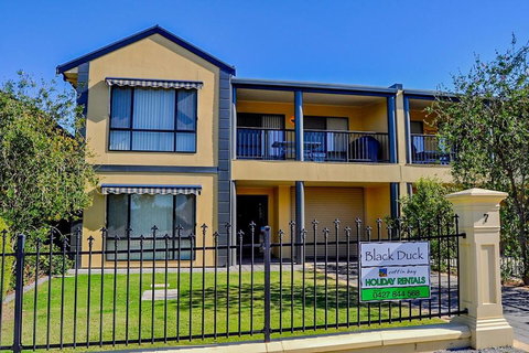 Black Duck - Accommodation NSW 0