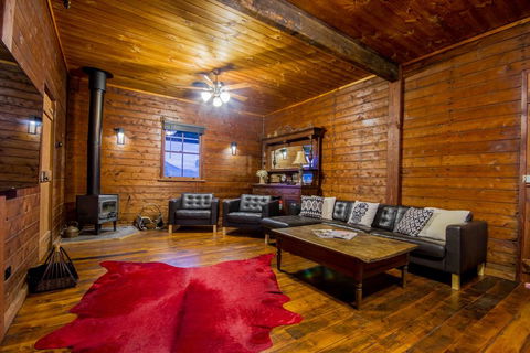 Blaxland's Cottage - Accommodation NSW 2