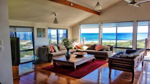 Blue Ocean Haven - Peppermint Grove Beach WA - Accommodation NSW 1