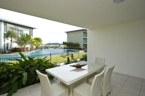 Blue On Blue Apartment 812 - Accommodation NSW 3