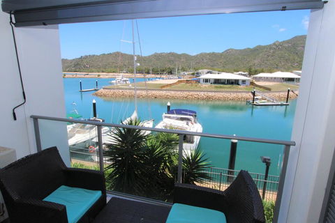 Blue On Blue Studio Room 1222 - Accommodation NSW 0