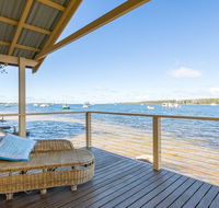 Bluewater - riverfront location with water views - Accommodation NSW