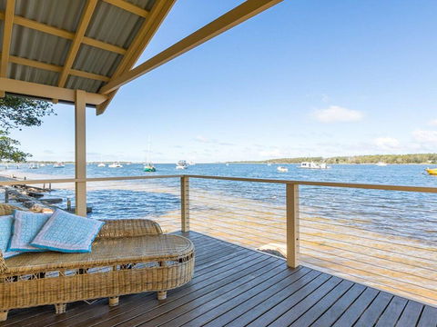 Bluewater - Riverfront Location With Water Views - Accommodation NSW 0