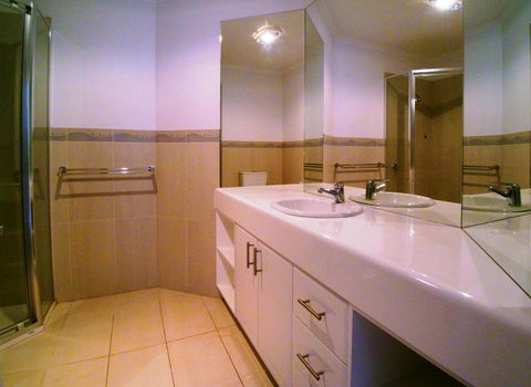 Boardwalk Apartment 6 - Accommodation NSW 3