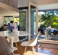 Boatshed Villa Green Door - Accommodation NSW