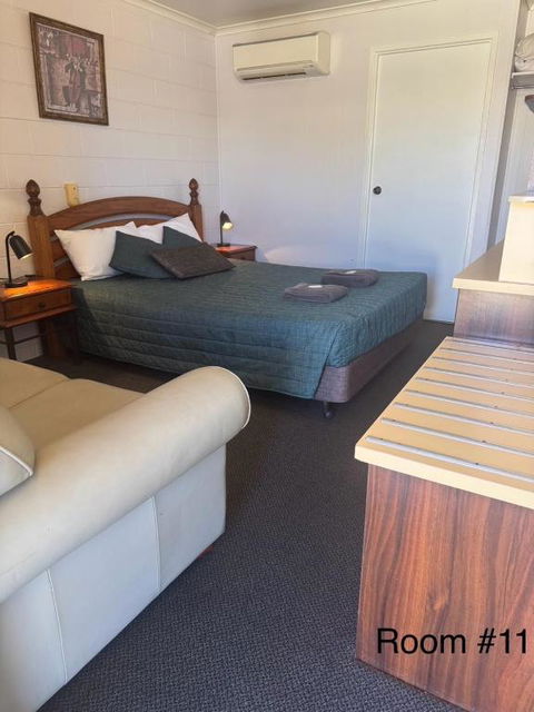 Warrego Motel - Accommodation NSW 3