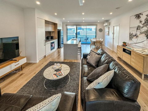 Williamstown Townhouse - Accommodation NSW 0