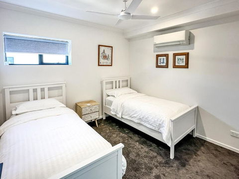Williamstown Townhouse - Accommodation NSW 1