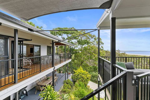 YARABIN - Luxury Home With Ocean Views - Accommodation NSW 3