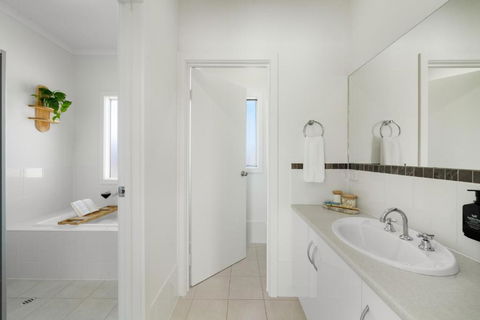 YARLU By Silver Sands - Accommodation NSW 1