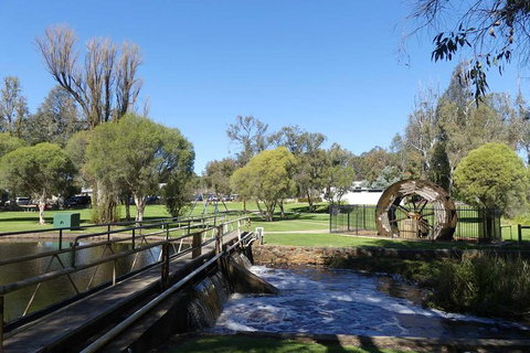 Private, Luxury Pinnacles Tour: Stargazing, Sand-boarding & Sightseeing - Accommodation NSW 2