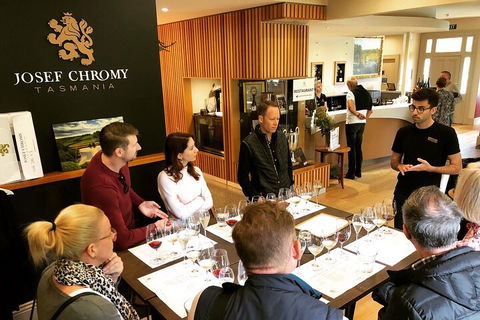 Tamar Valley Wine And Gin Tour With Lunch - Accommodation NSW 0