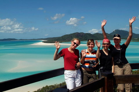 Whitehaven Beach Sailing And Snorkeling Cruise - Accommodation NSW 4