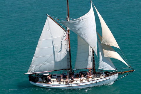 Whitehaven Beach Sailing And Snorkeling Cruise - Accommodation NSW 5