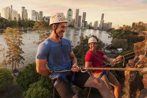 Abseiling The Kangaroo Point Cliffs In Brisbane - Accommodation NSW 5