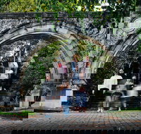 Private Royal Tasmanian Botanical Gardens Walking Tour - Accommodation NSW