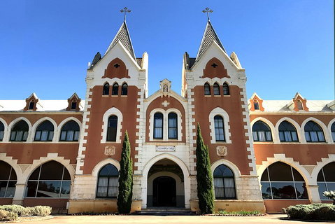 Pinnacles Desert & New Norcia Day Tour From Perth - Accommodation NSW 4