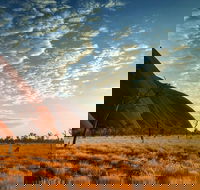 Highlights of Uluru Including Sunrise and Breakfast - Accommodation NSW