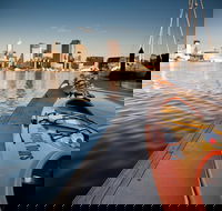Melbourne Sunset Kayaking Experience with Dinner - Accommodation NSW