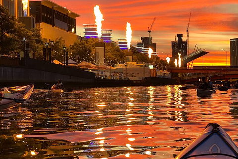 Melbourne Sunset Kayaking Experience With Dinner - Accommodation NSW 4