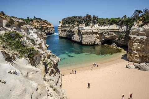 Great Ocean Road Reverse Itinerary With 12 Apostles From Melbourne - Accommodation NSW 5