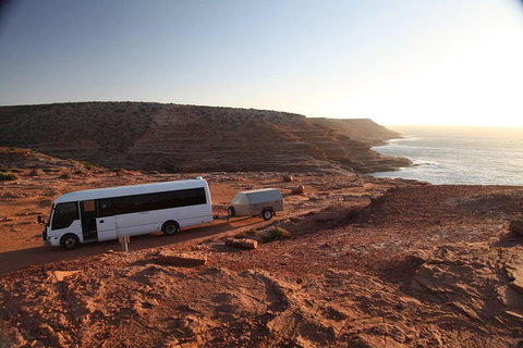 7-Day Exmouth Explorer Via Pinnacles Monkey Mia Ningaloo Reef Returning To Perth - Accommodation NSW 4