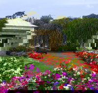 Hobart City Sightseeing Tour Including MONA Admission - Accommodation NSW