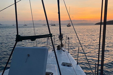 2 Night Small Group Whitsundays Sailing Adventure Aboard Mandrake - Accommodation NSW 2