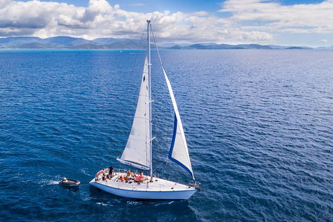 2 Night Small Group Whitsundays Sailing Adventure Aboard Mandrake - Accommodation NSW 3